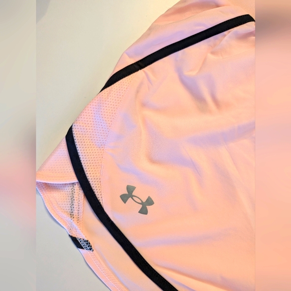 Under Armour Shorts NEW L - Picture 4 of 6